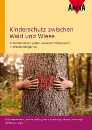 Cover von Kinderschutz zwischen Wald und Wiese